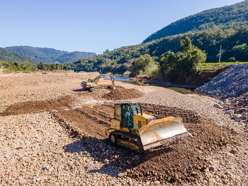 Acompanhe as obras da ponte provisória no Rio Caí